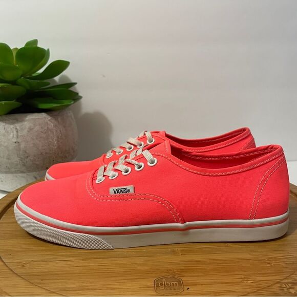 Vans Lo Pro Neon Pink Skater Sneaker Women's 6.5 Canvas Tennis Shoe Punk Rock - Picture 1 of 8